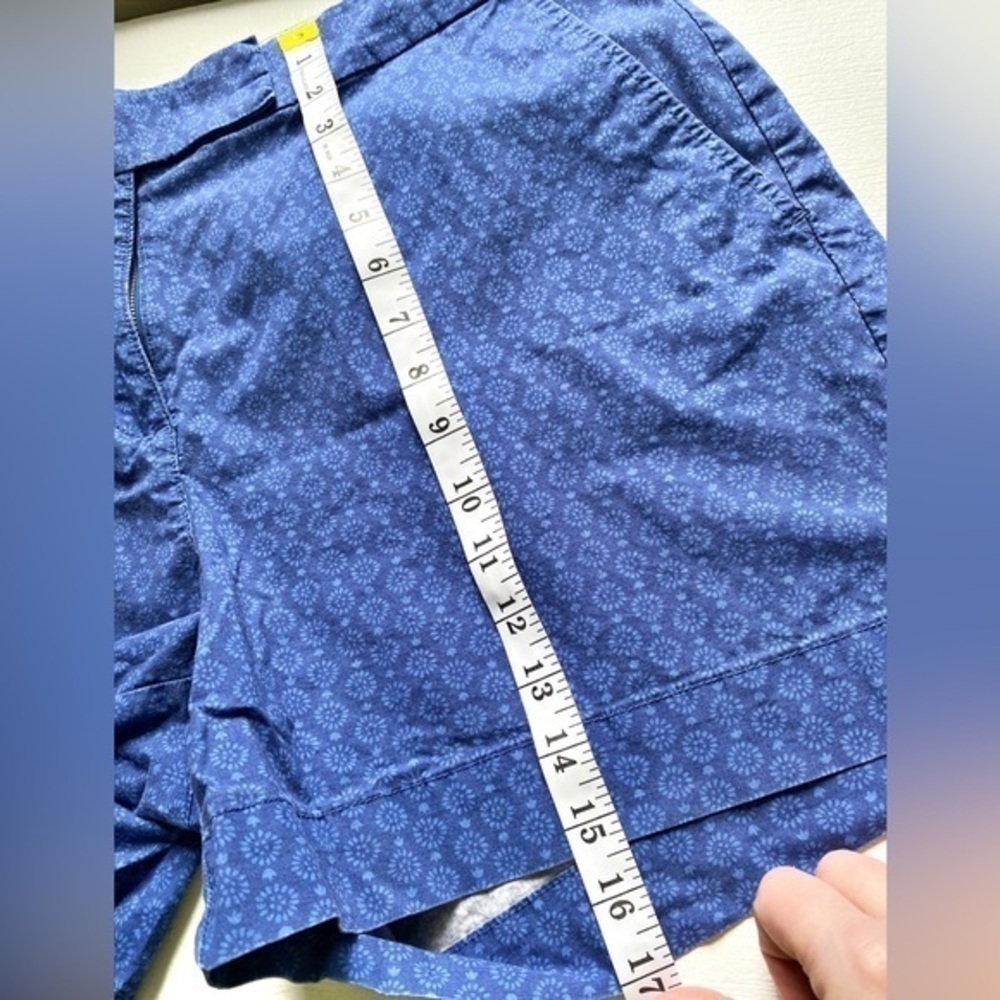 Izod Blue Casual Shorts with Muted‎ Print - Picture 9 of 9
